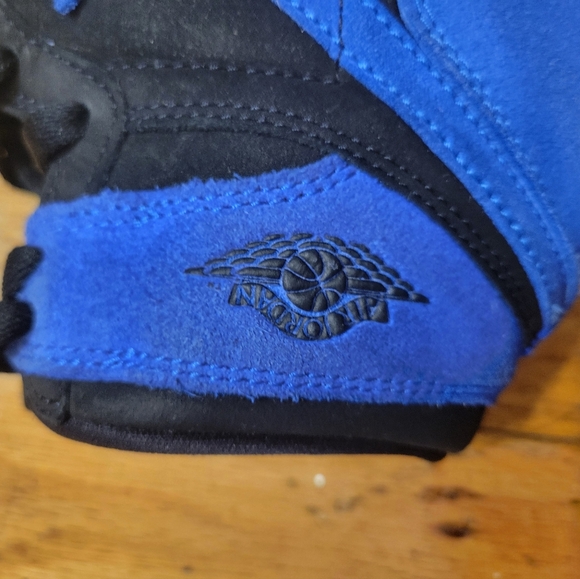 Jordan Big Kid's Air 1 Retro High OG Black/Royal Blue-White Size 6.5Y FD1437-042 - Picture 8 of 16